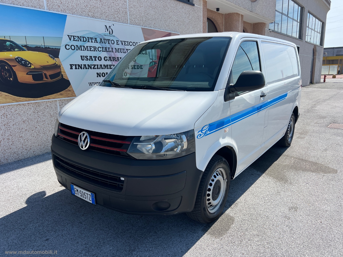 VOLKSWAGEN Transporter