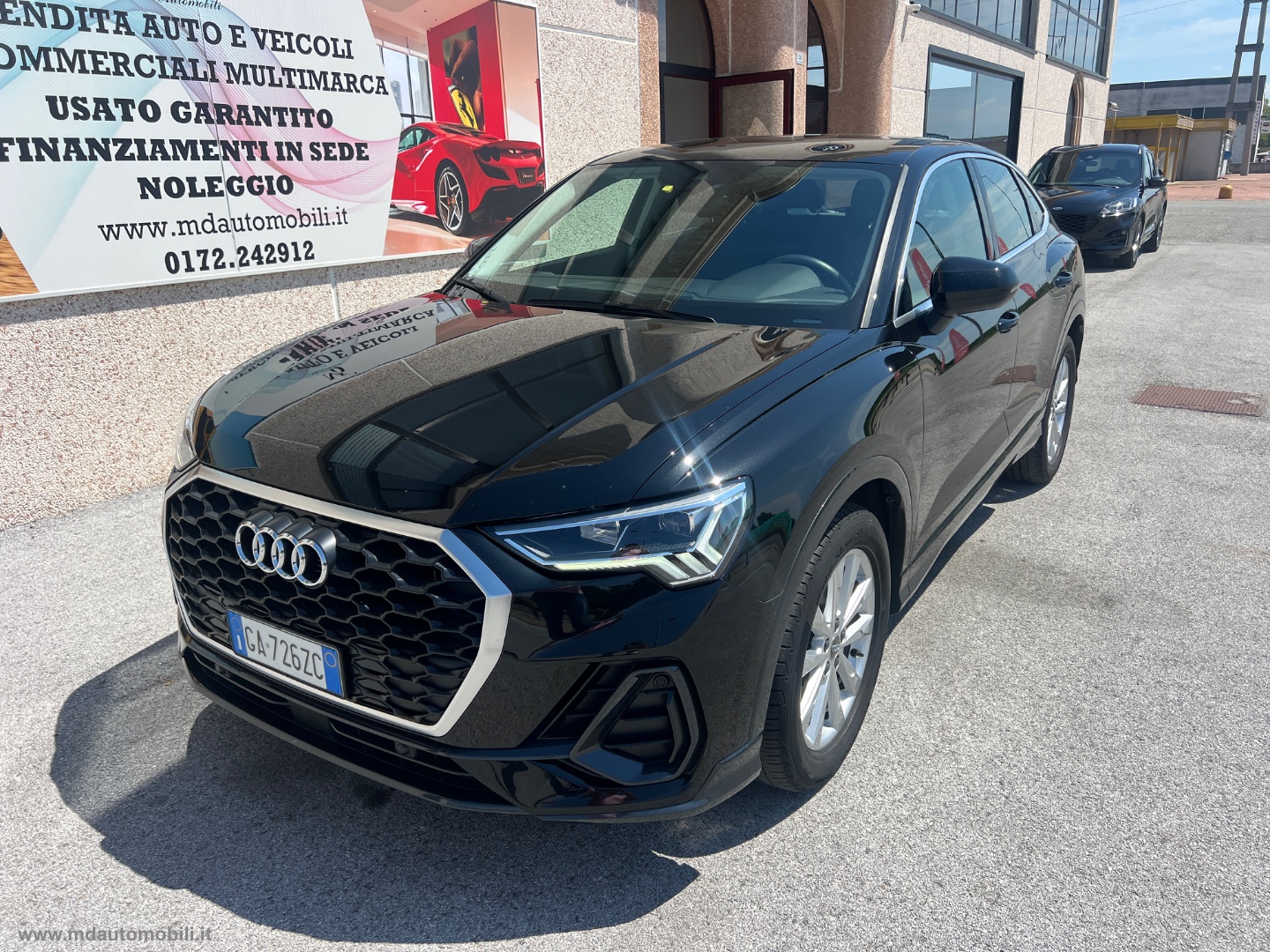 AUDI Q3