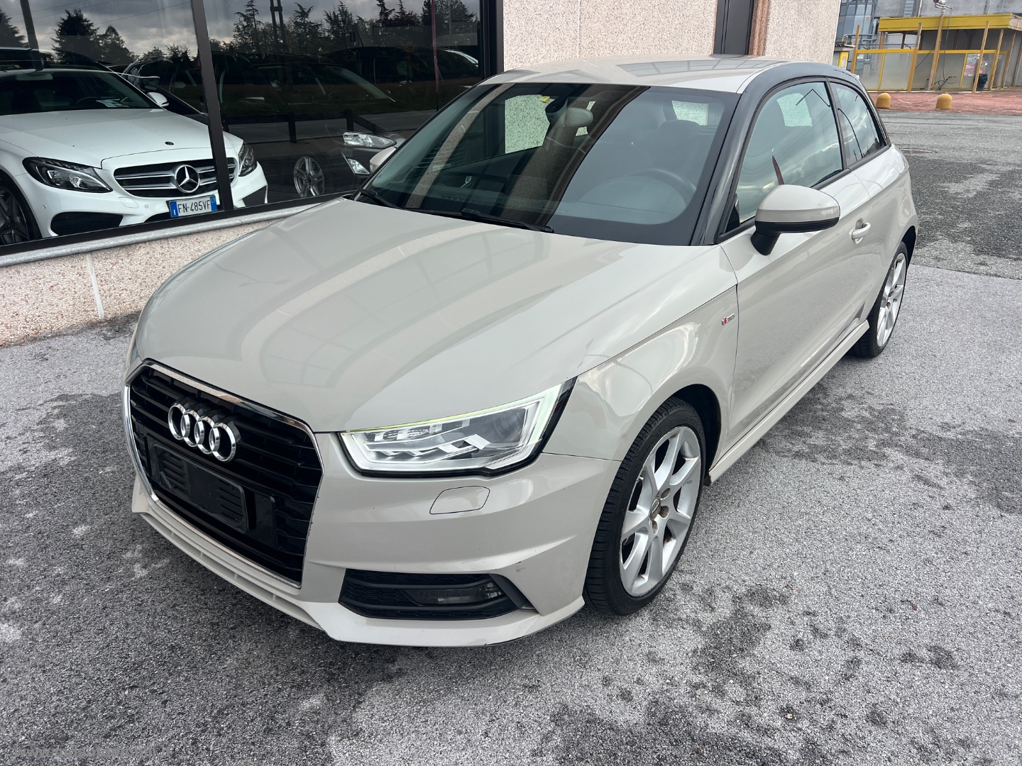 AUDI A1