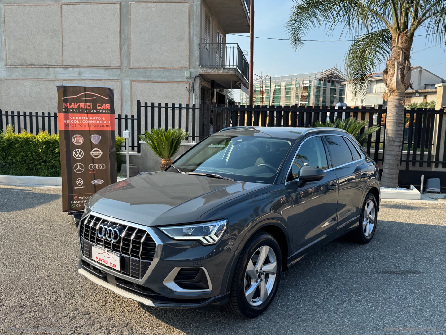 AUDI Q3
