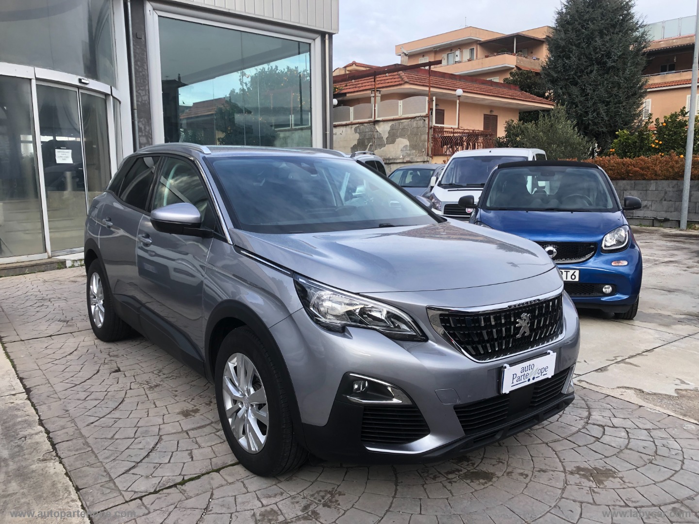 PEUGEOT&nbsp;3008