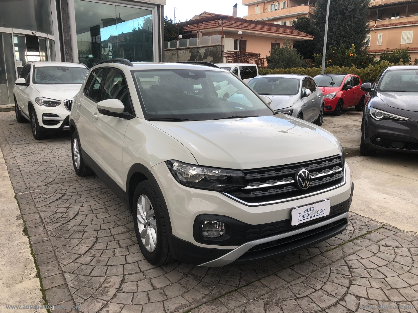 VOLKSWAGEN&nbsp;T-Cross