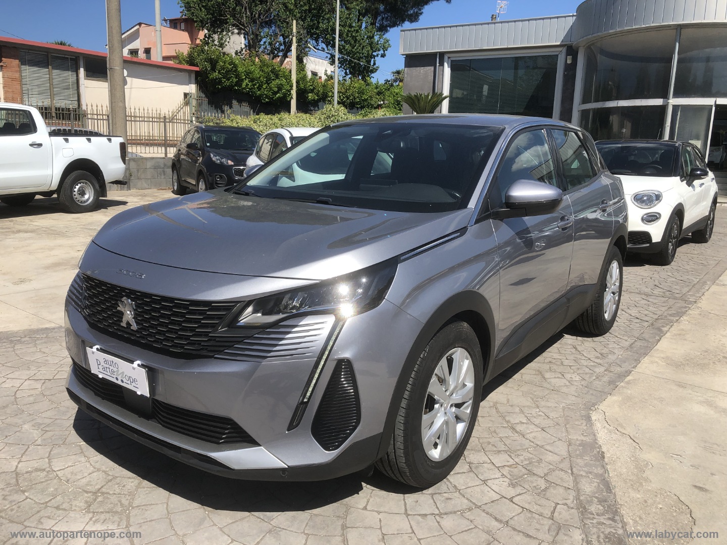 PEUGEOT&nbsp;3008
