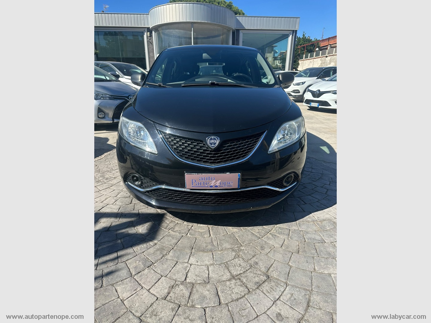 LANCIA Ypsilon