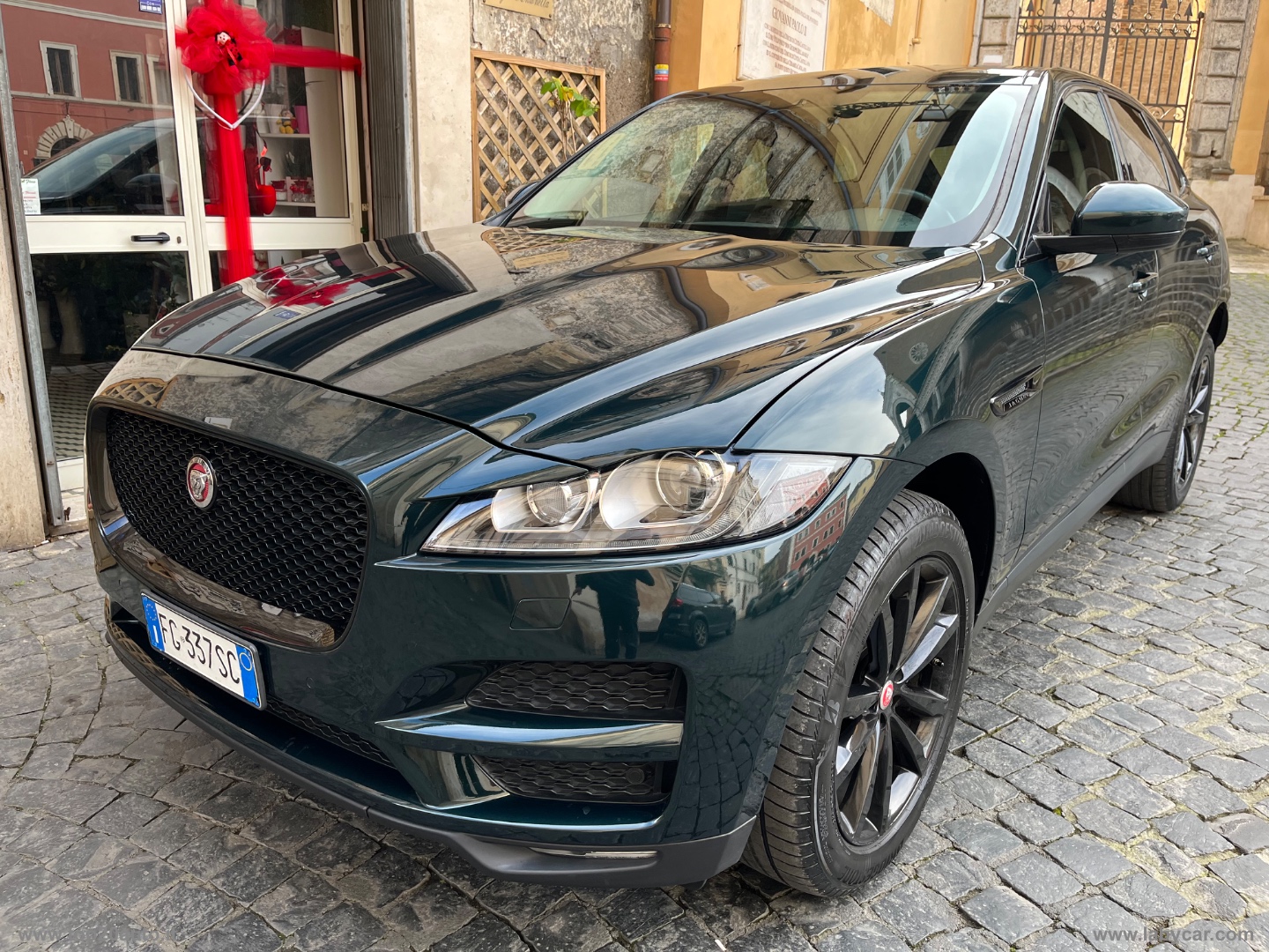 F-Pace 2.0 D 180 CV AWD aut. Prestige                                                        