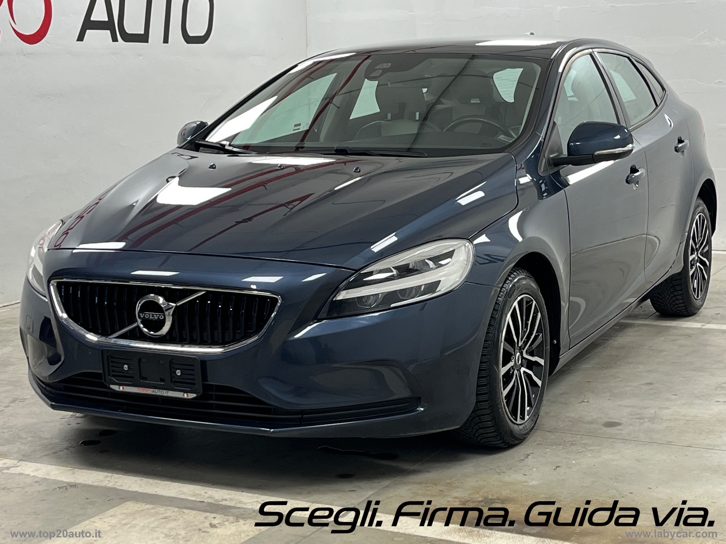 VOLVO V40