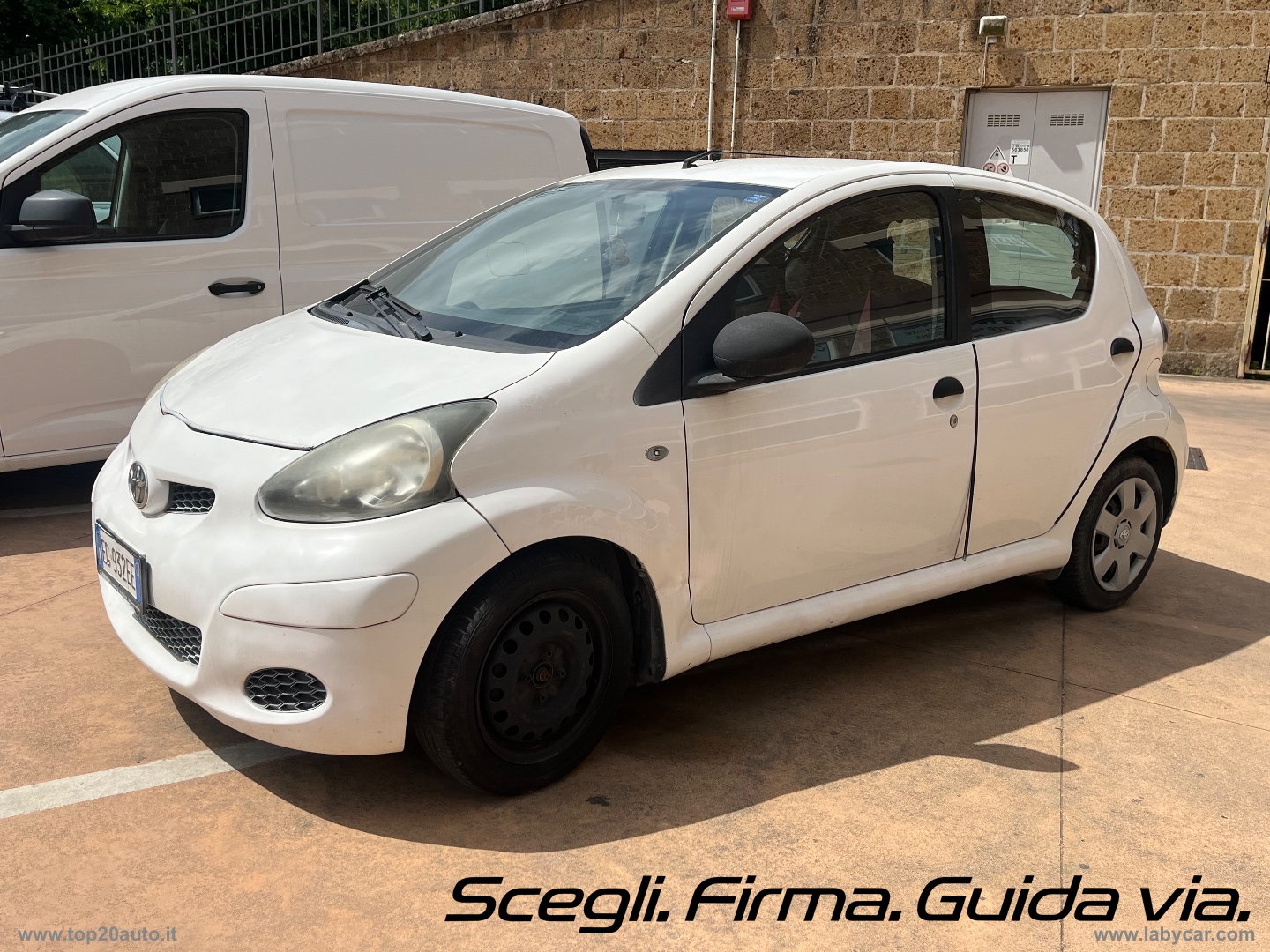 TOYOTA Aygo