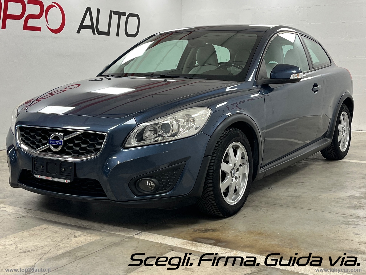VOLVO C30