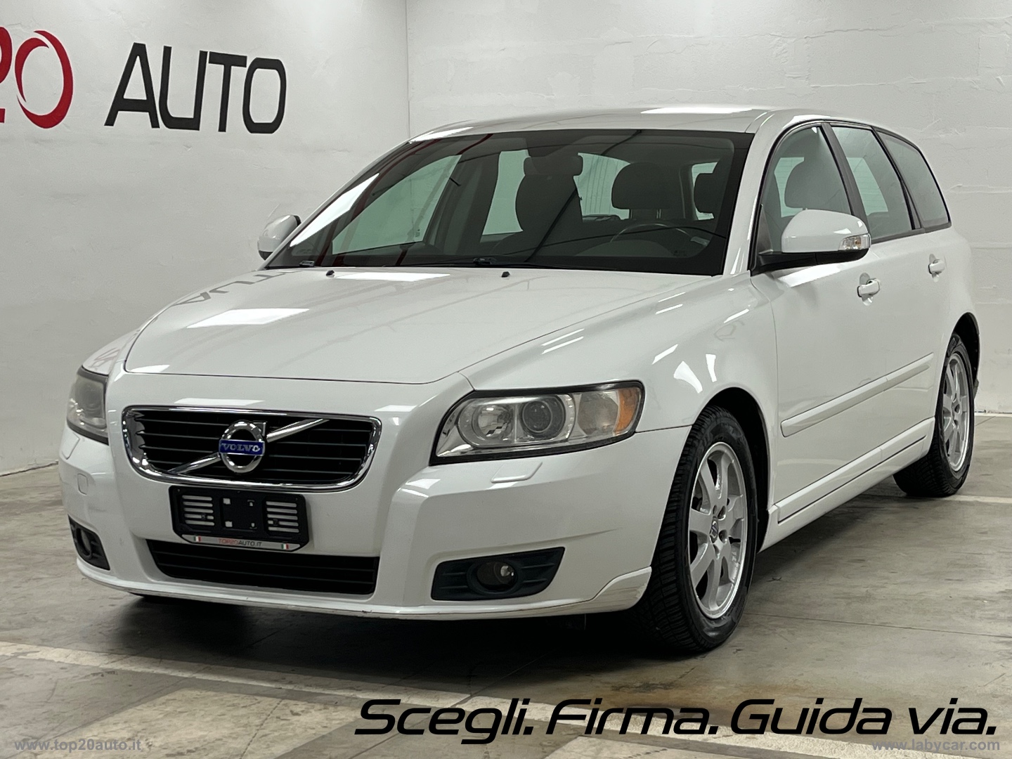 VOLVO V50