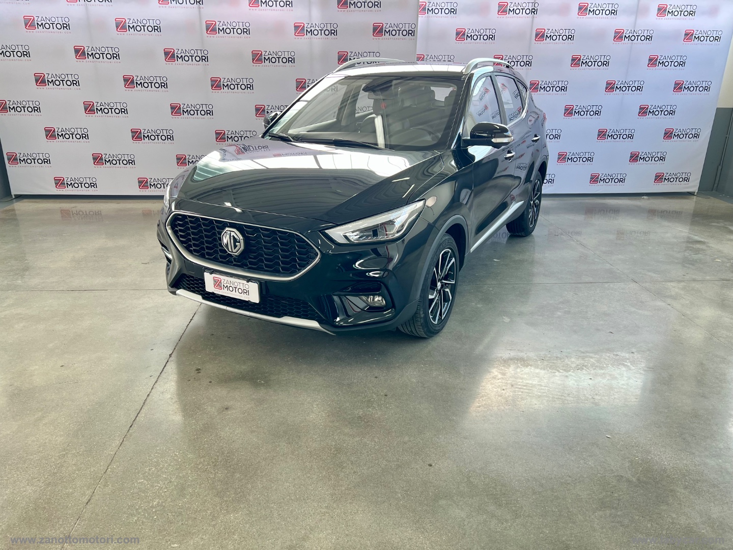 MG ZS