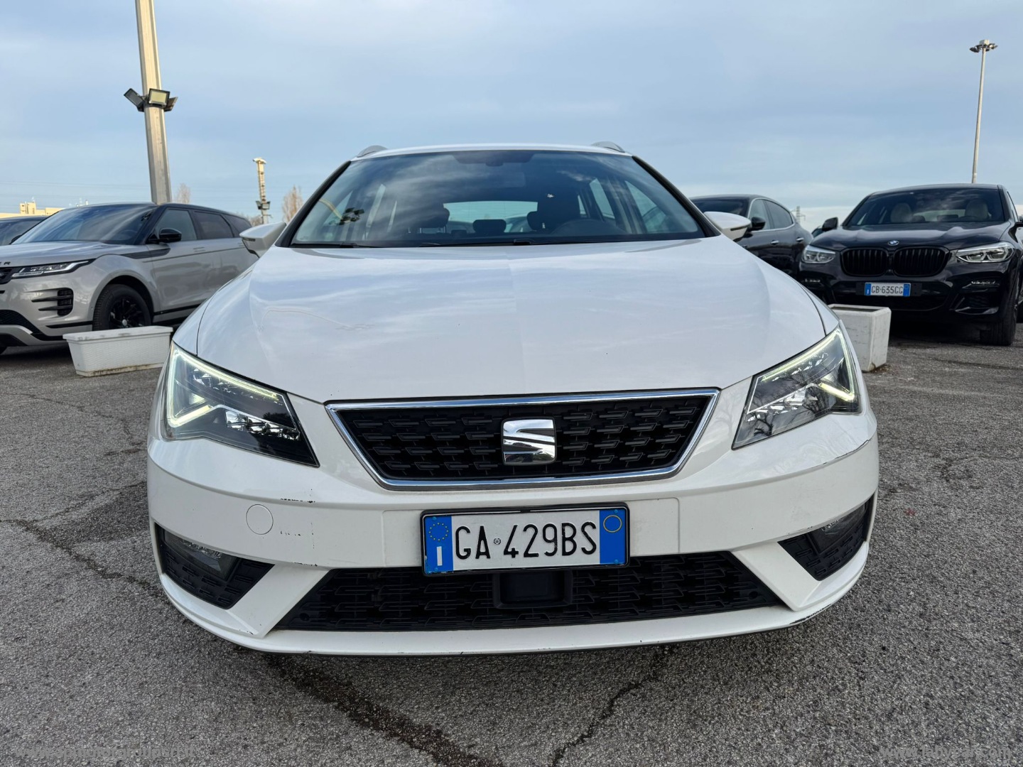 Leon 1.6 TDI 115 CV ST Black Edition                                                        