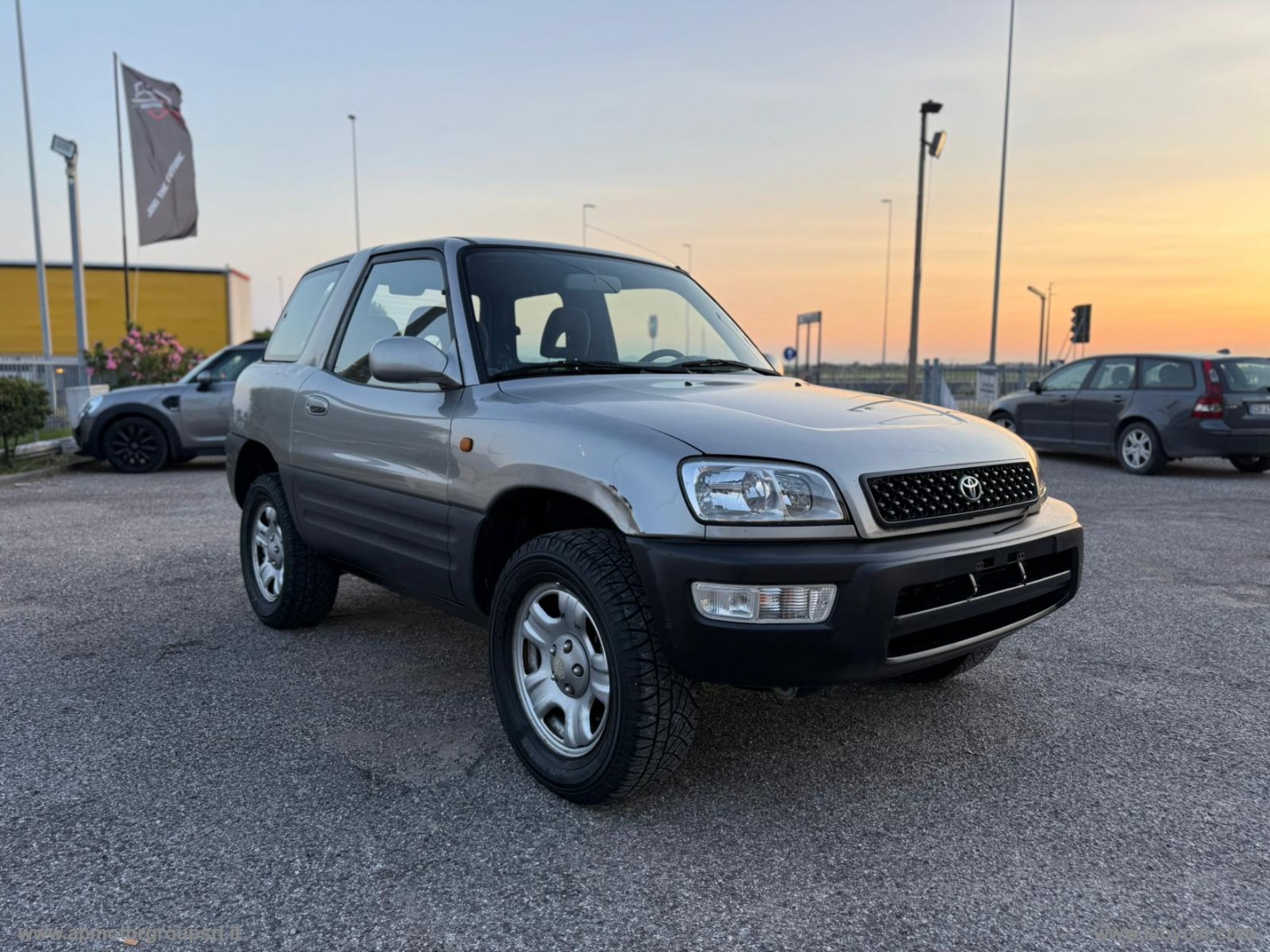 TOYOTA RAV4