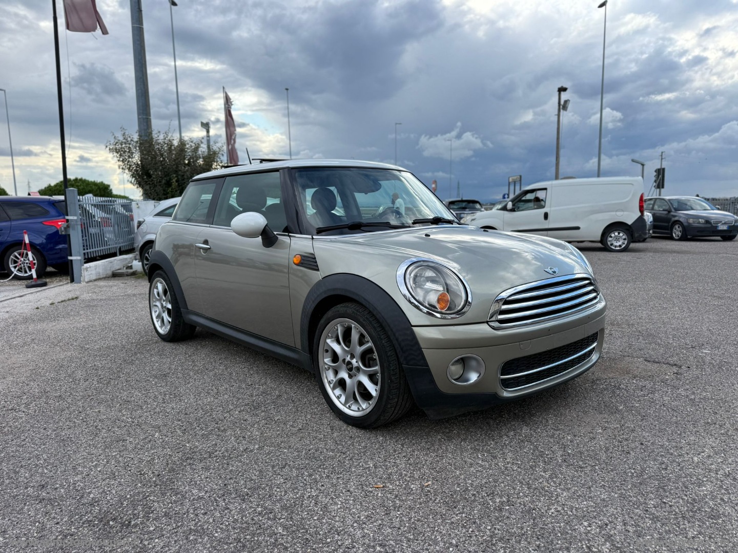 MINI Mini