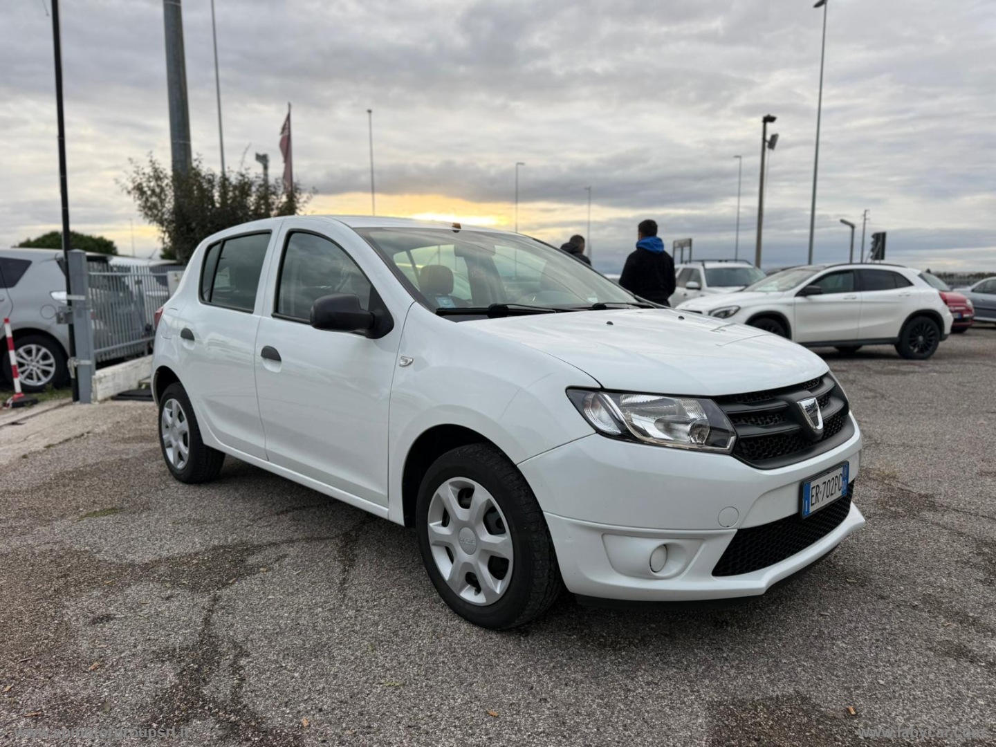 DACIA Sandero