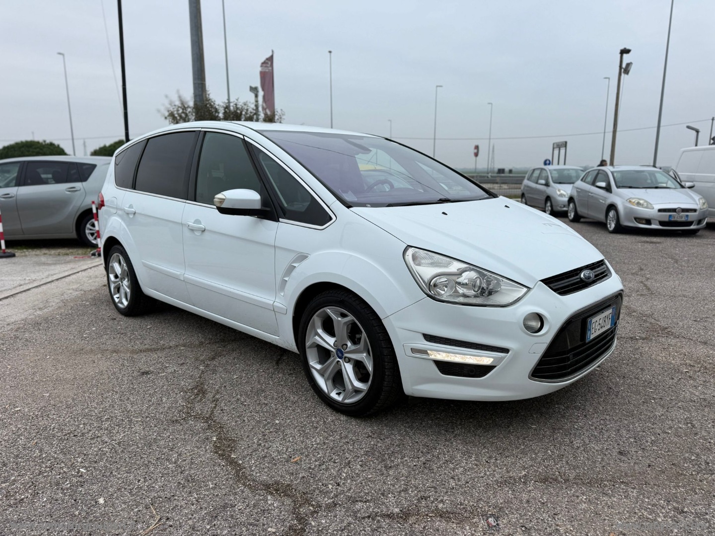 FORD S-Max