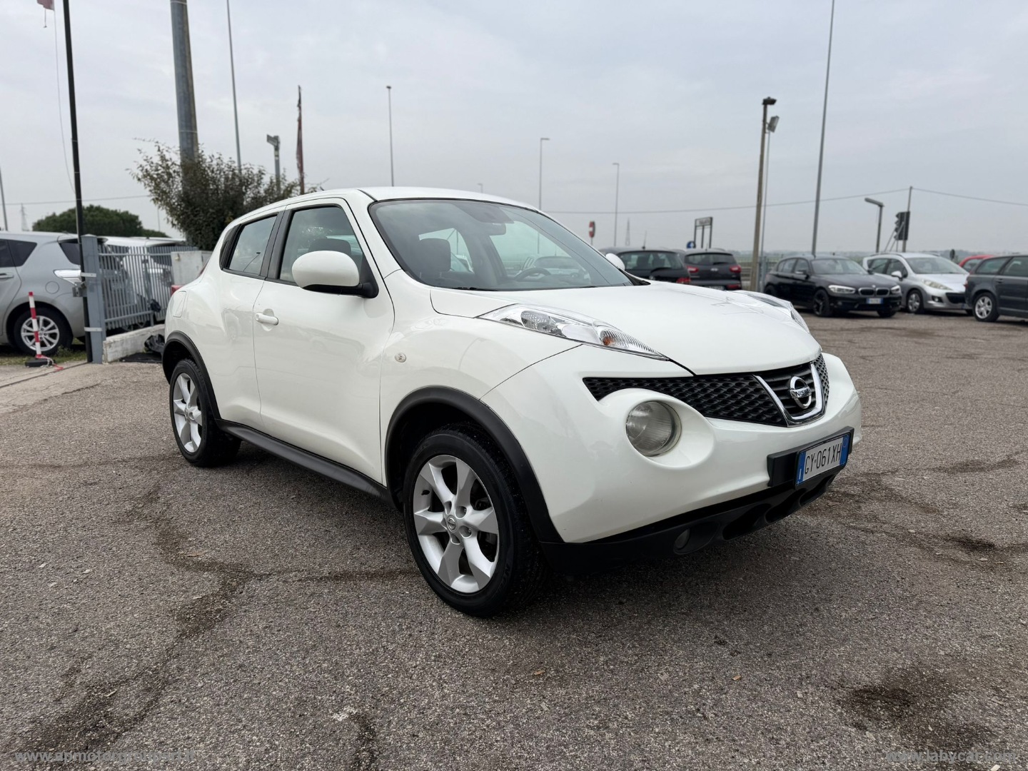 NISSAN Juke
