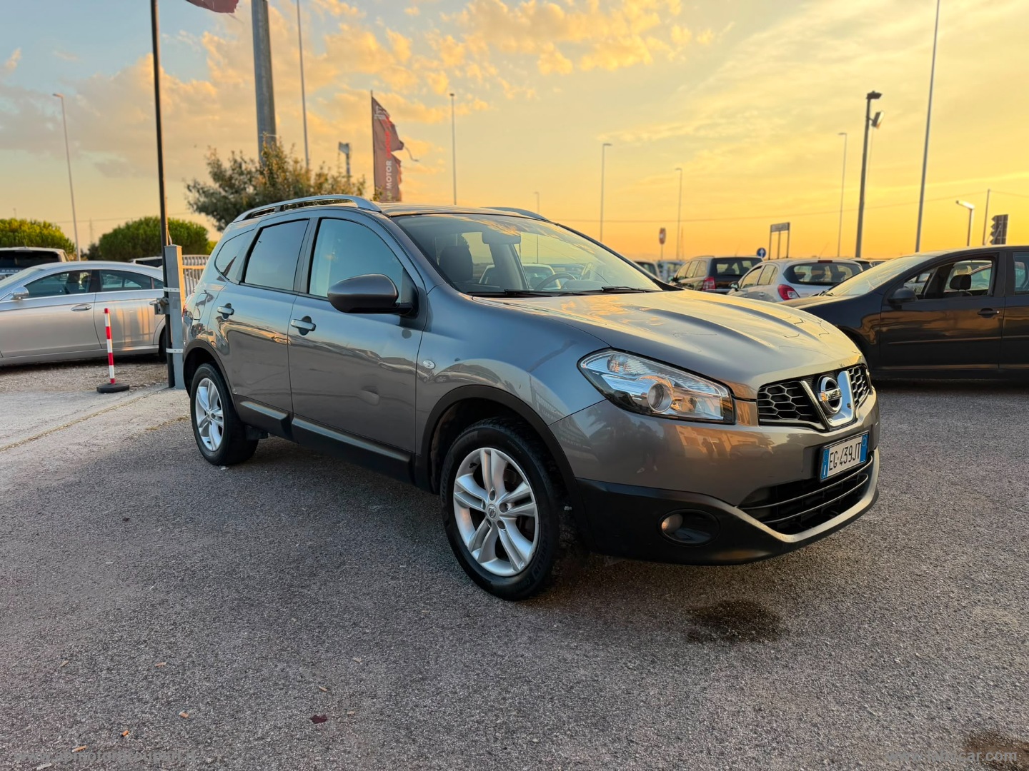 Qashqai +2 1.6 16V GPL TEKNA GPL                                                        