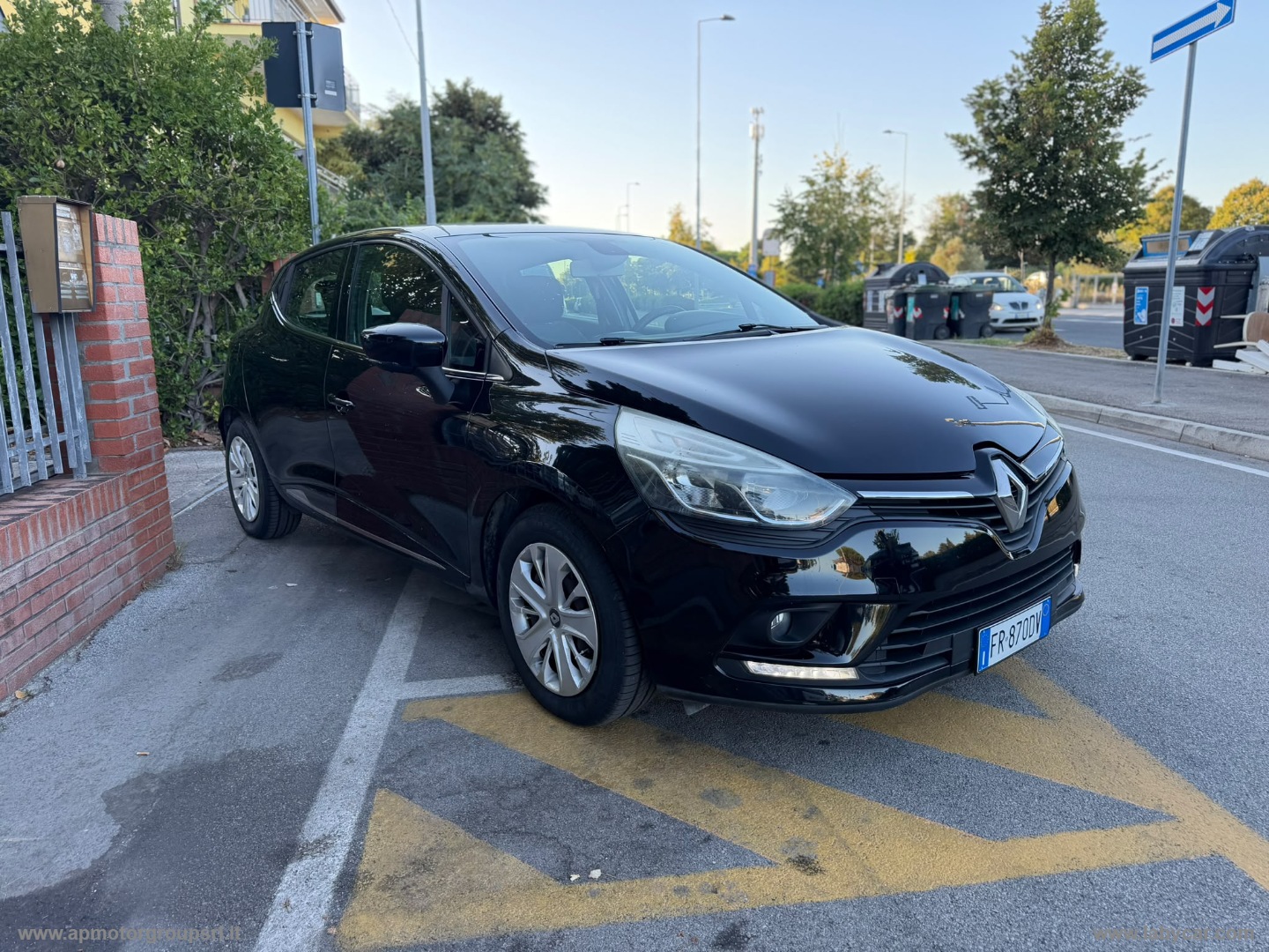 RENAULT Clio