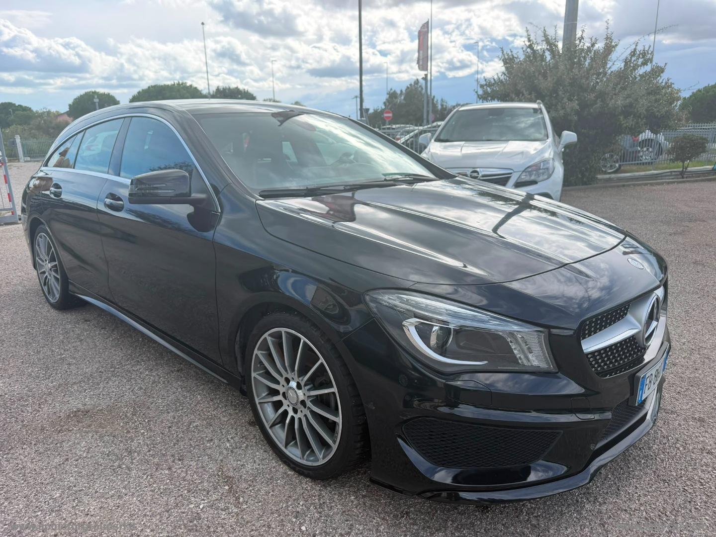 MERCEDES-BENZ Classe CLA