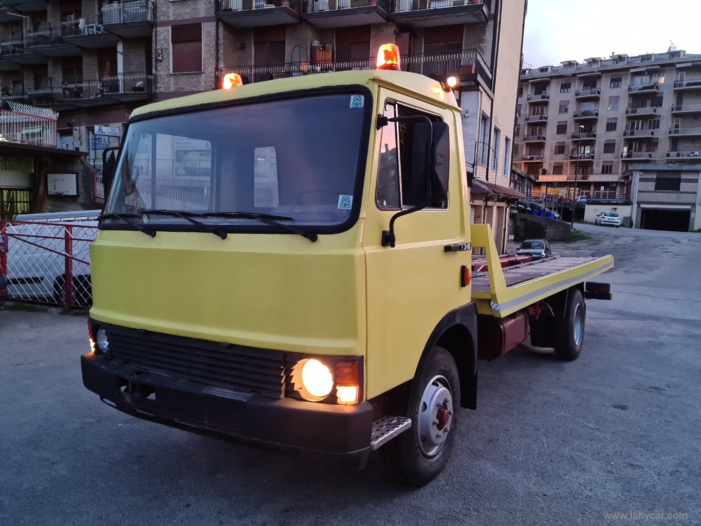 50 F 10 C UNICO PROPRIETARIO                                     