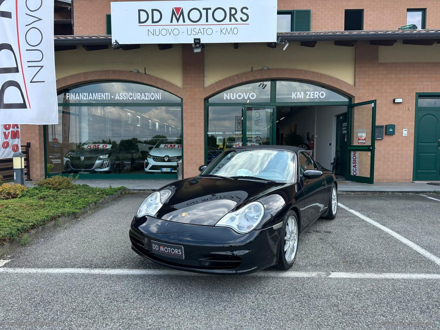 PORSCHE 911