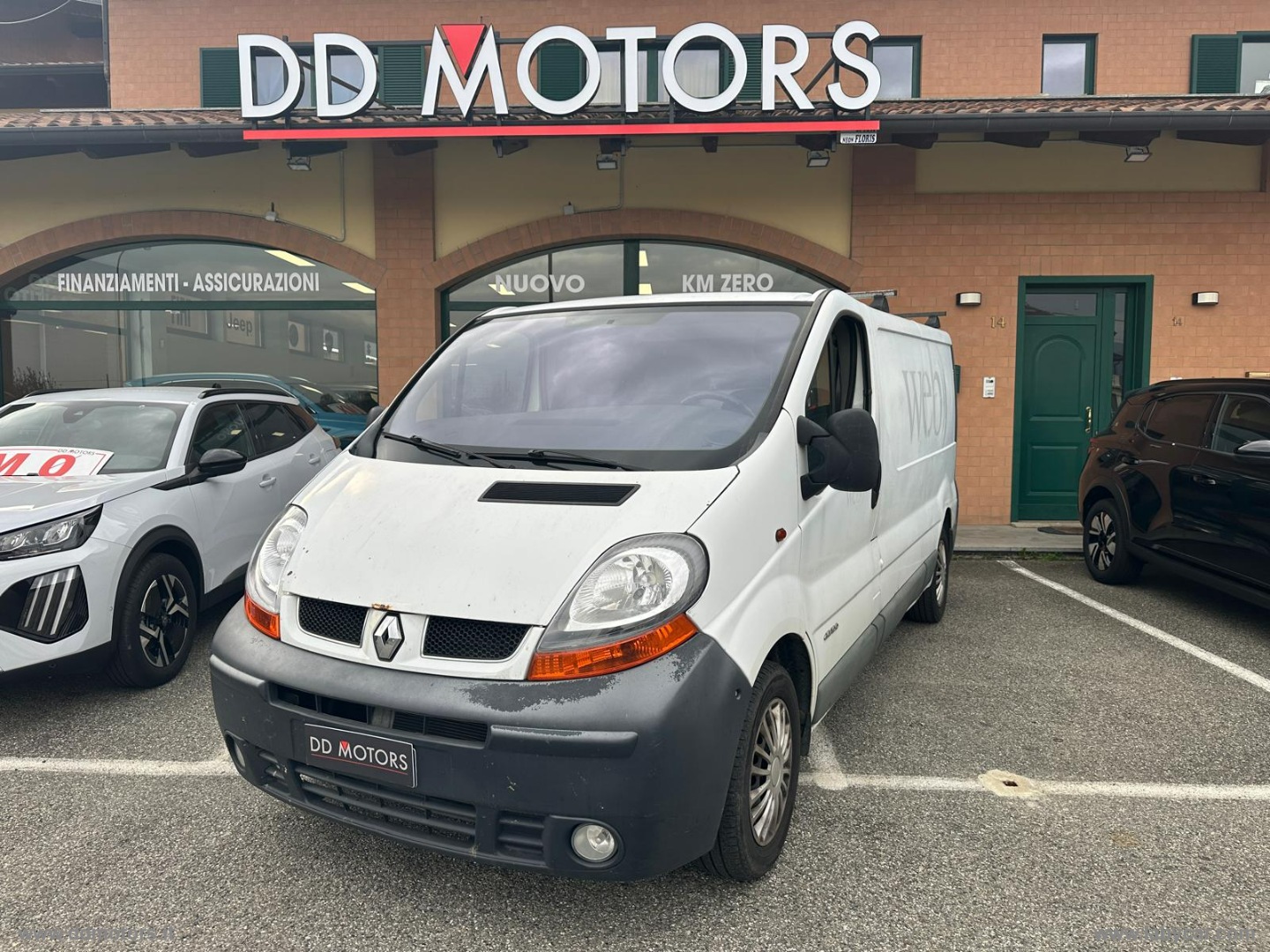 RENAULT 
