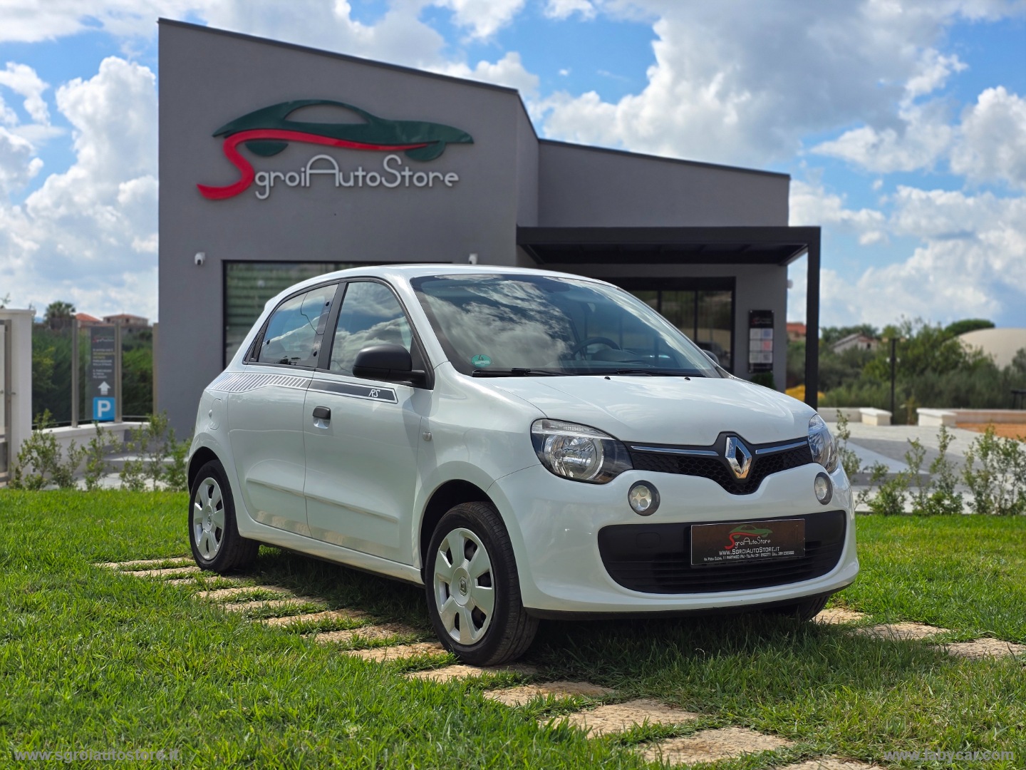 RENAULT Twingo