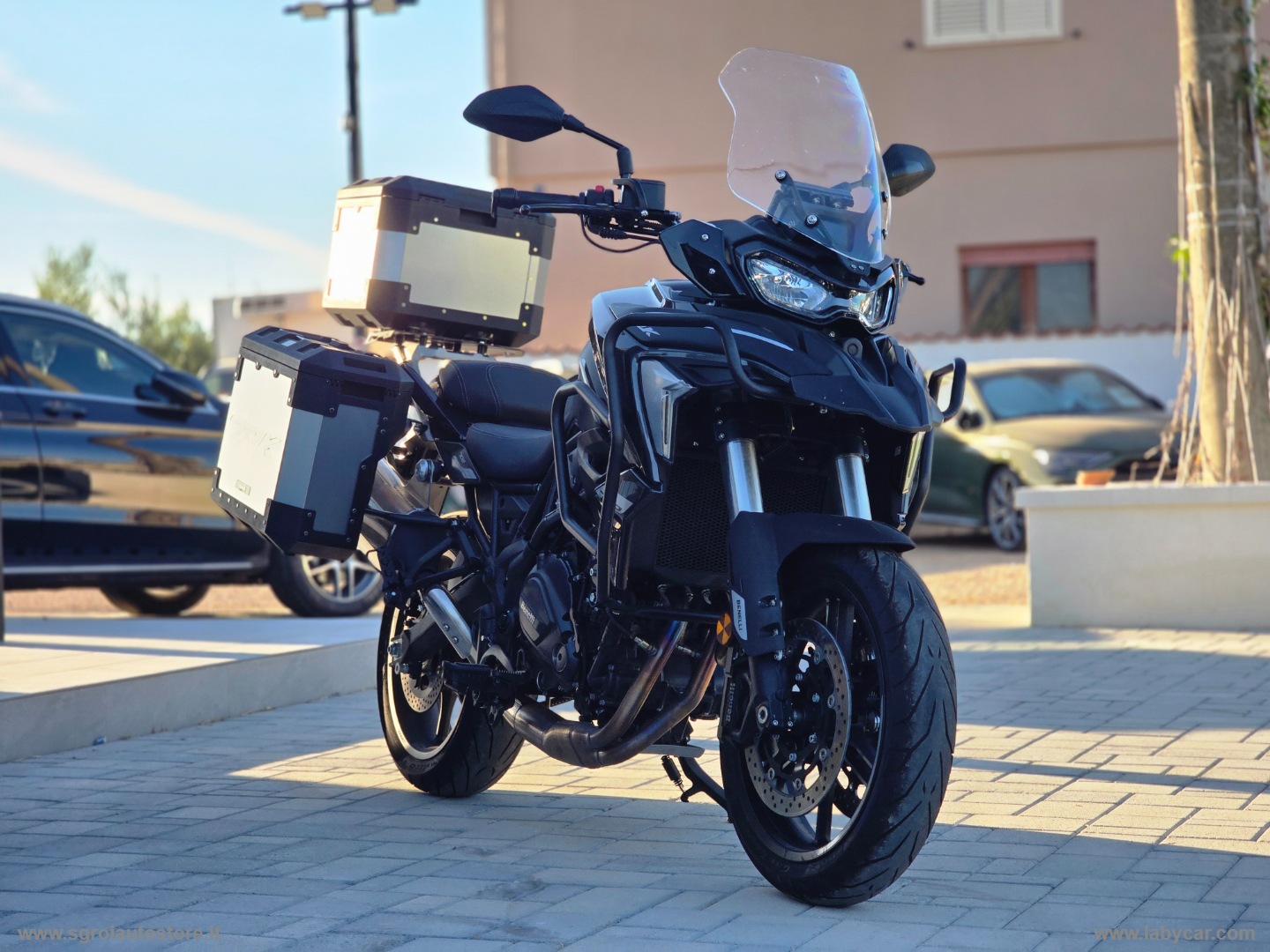BENELLI TRK 702                                                        