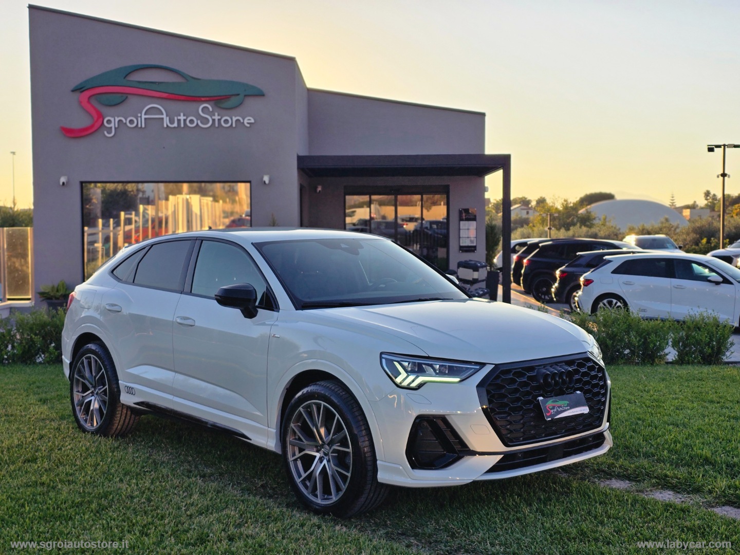 AUDI Q3