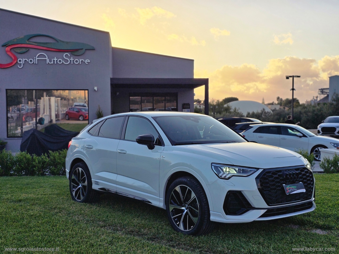 AUDI Q3