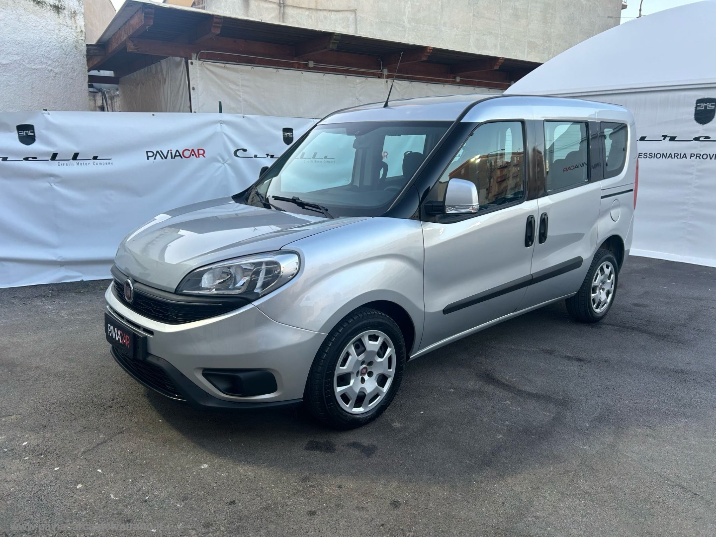DoblÃ² 1.6 MJT 95 CV Lounge                                                        