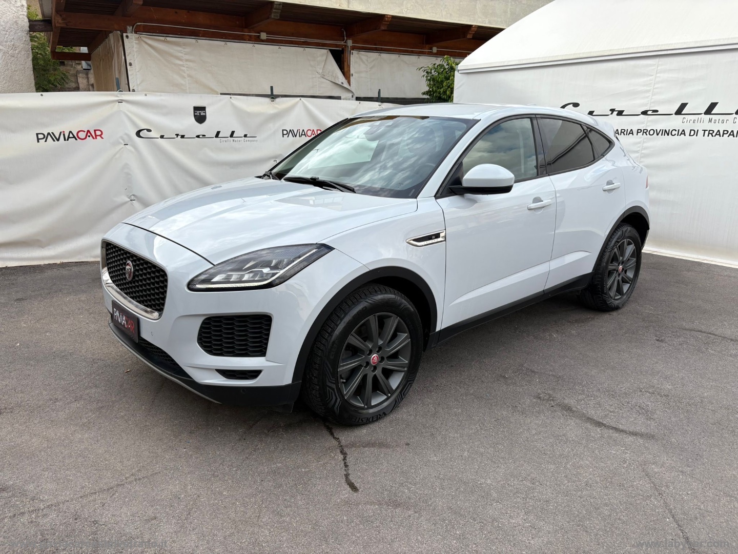 JAGUAR E-Pace