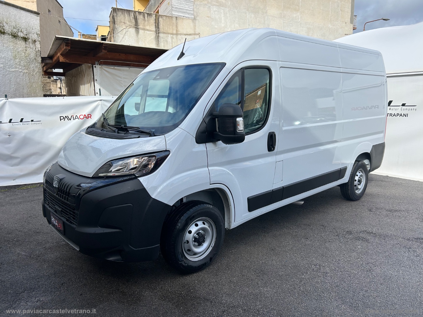 PEUGEOT Boxer