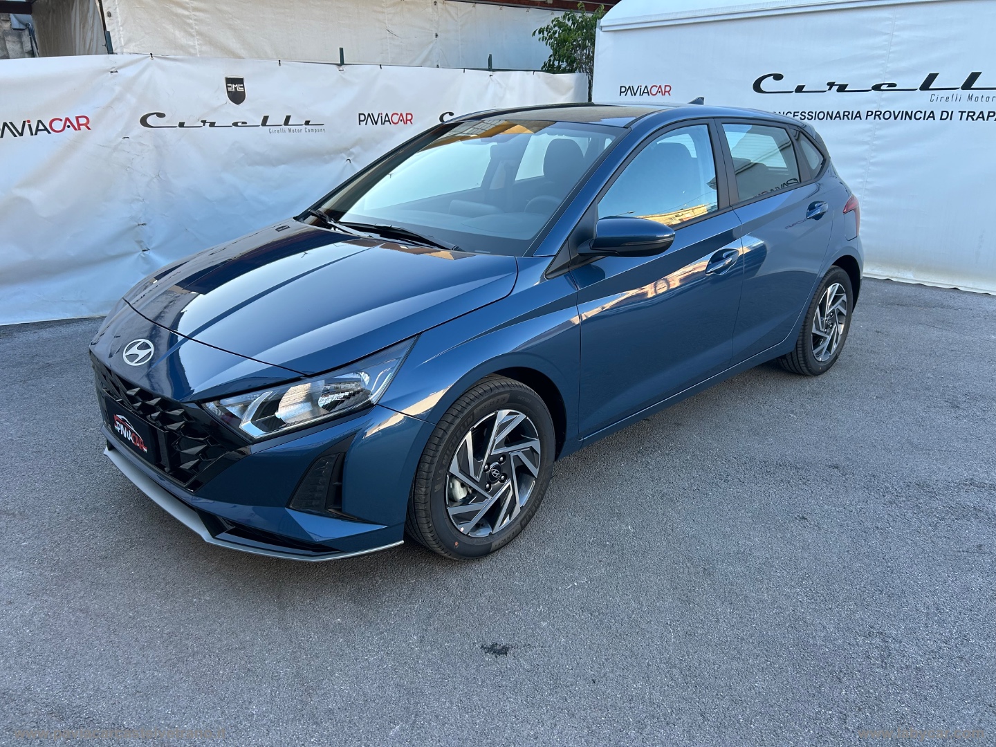 HYUNDAI i20