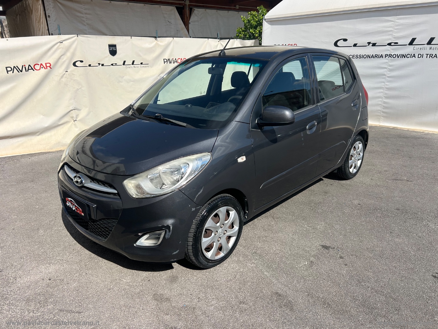 HYUNDAI i10