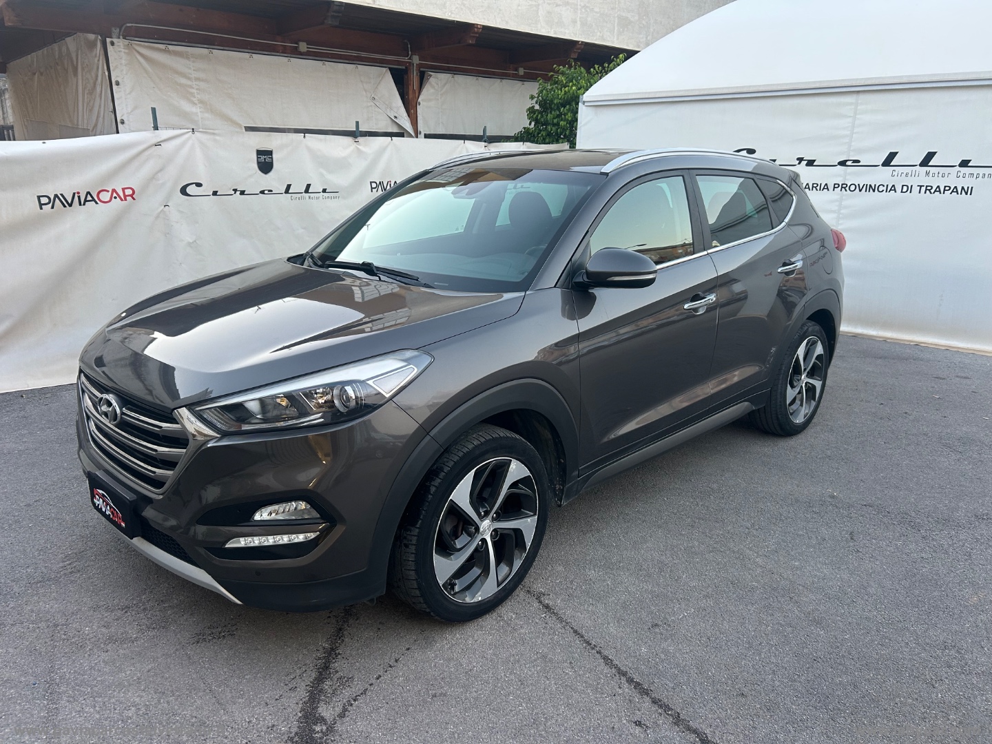 HYUNDAI Tucson
