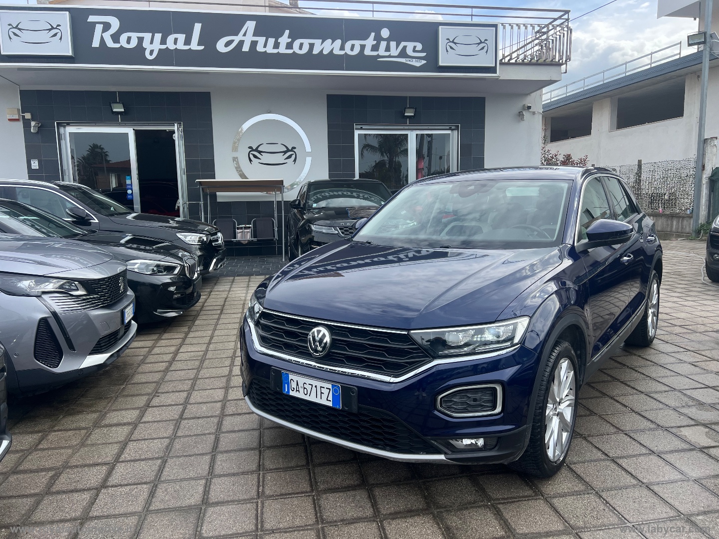 VOLKSWAGEN T-Roc
