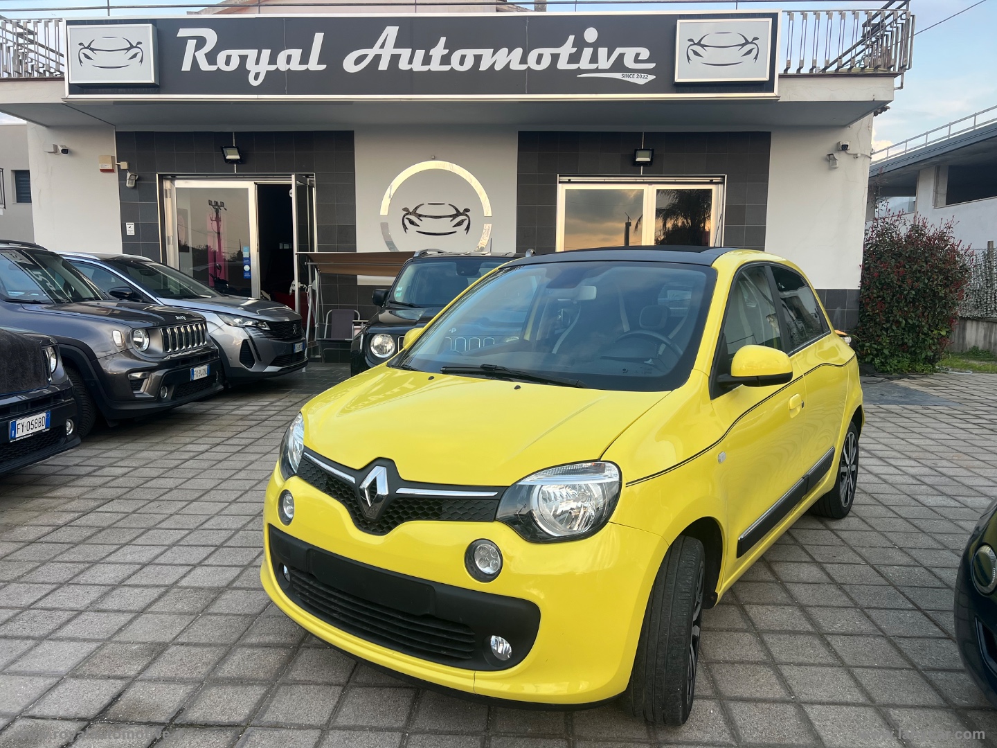 RENAULT Twingo