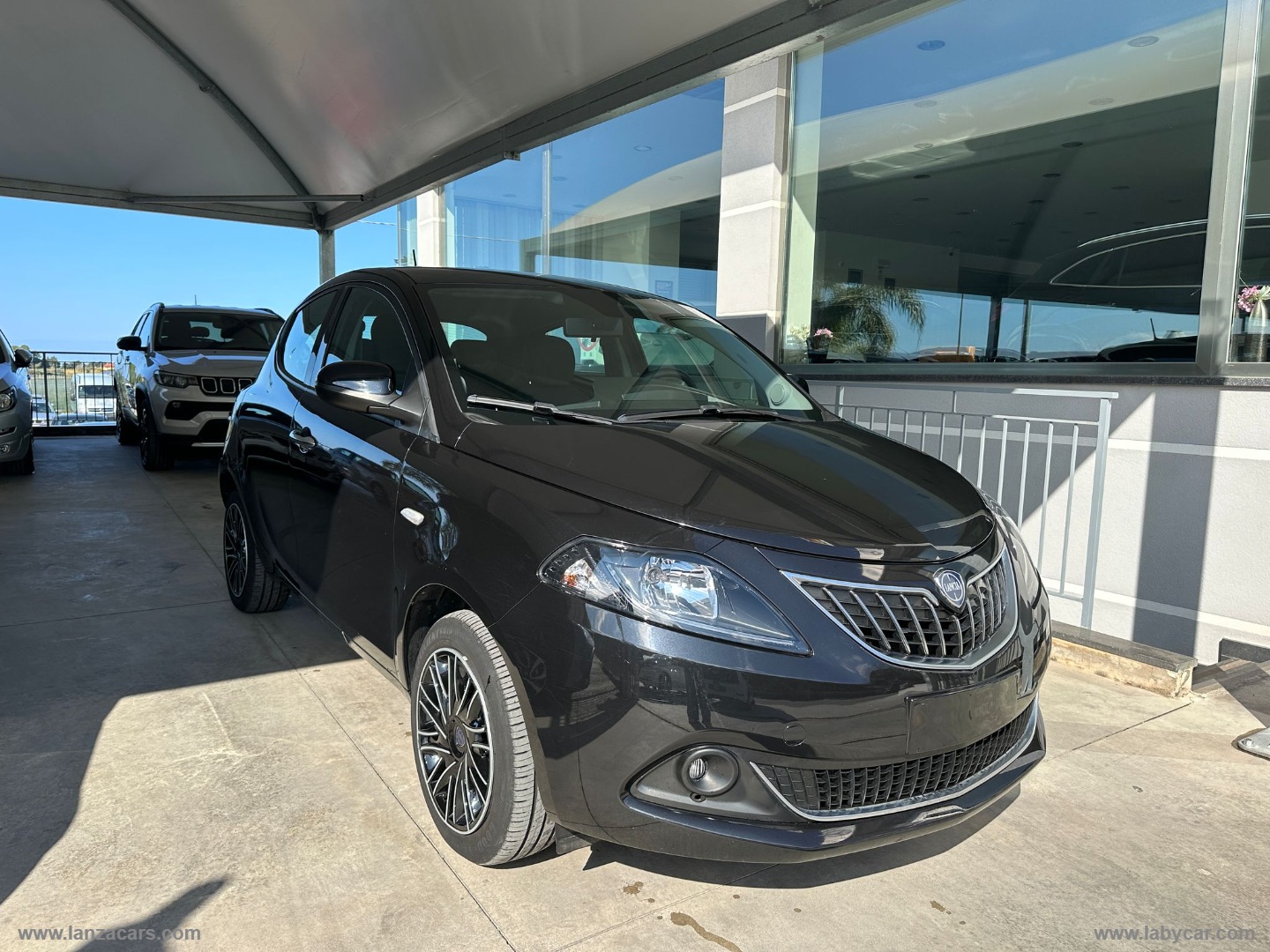 Ypsilon 1.0 FireFly 5p.S&S Hybryd Gold                                                        