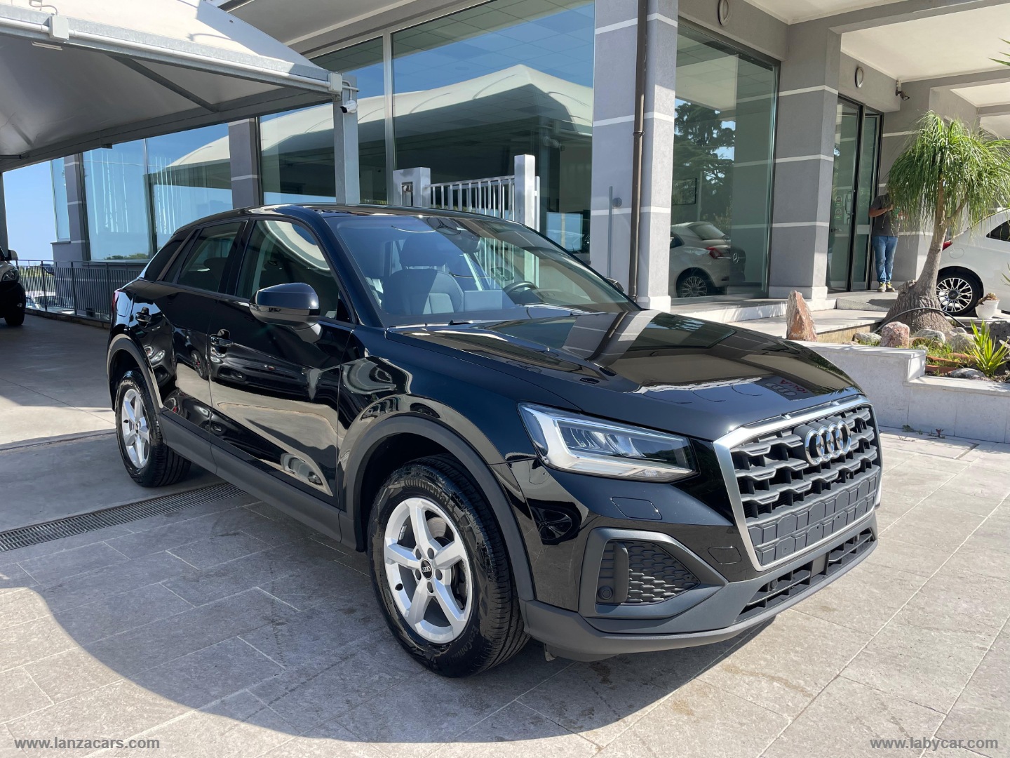 AUDI Q2 30 TDI Business Advanced 