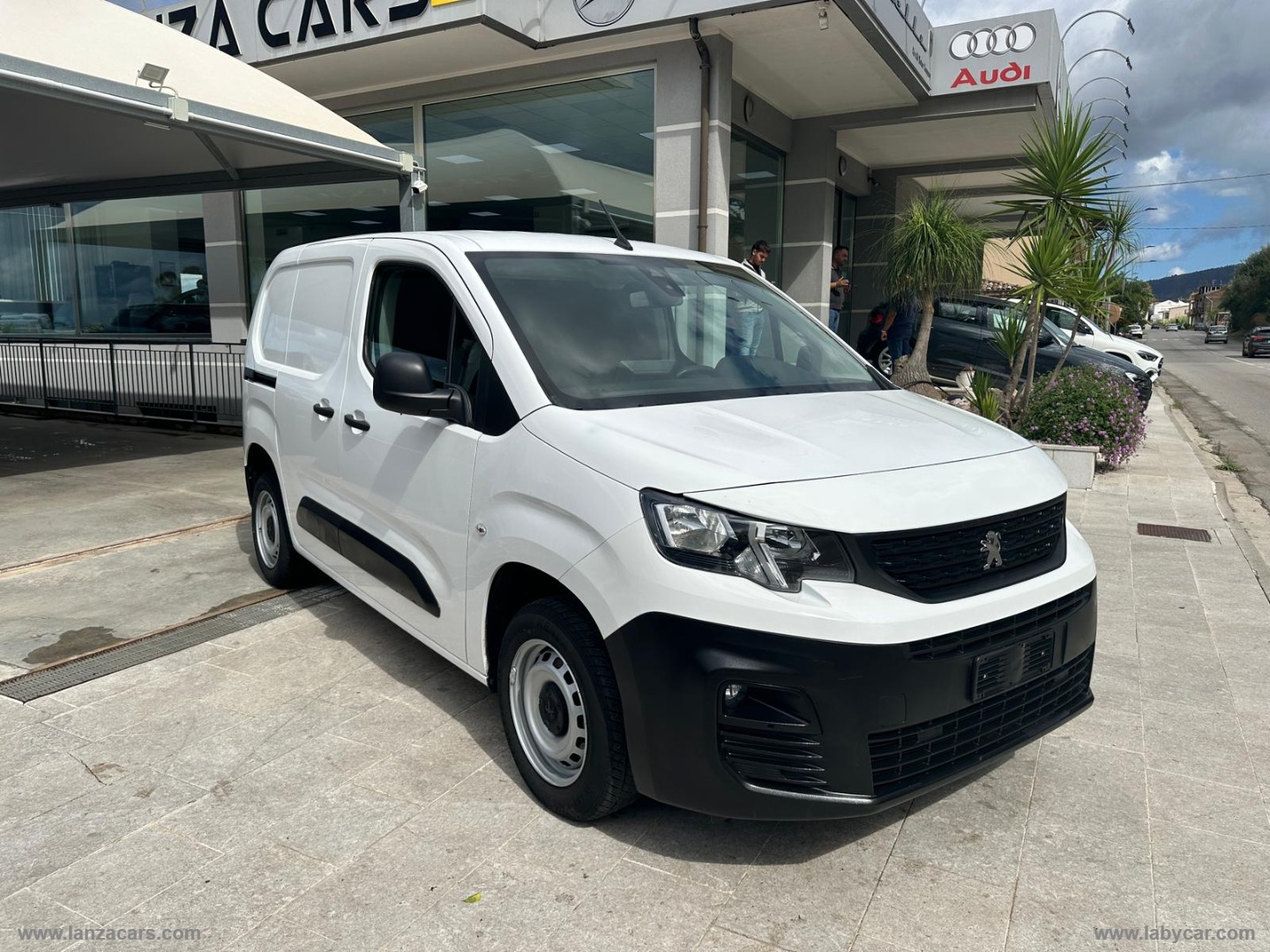 PEUGEOT Partner BlueHDi 100 PC Furg. Pro 