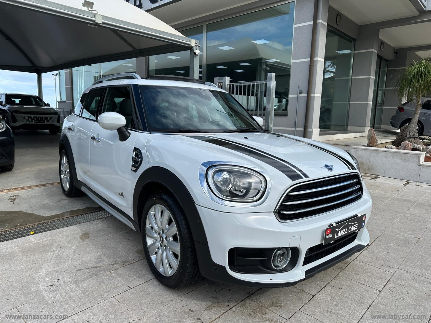 MINI Mini Cooper Hype Countryman ALL4 