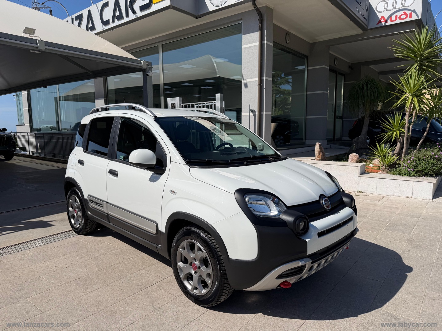 FIAT Panda 1.0 FireFly S&S Hybrid City Cross 