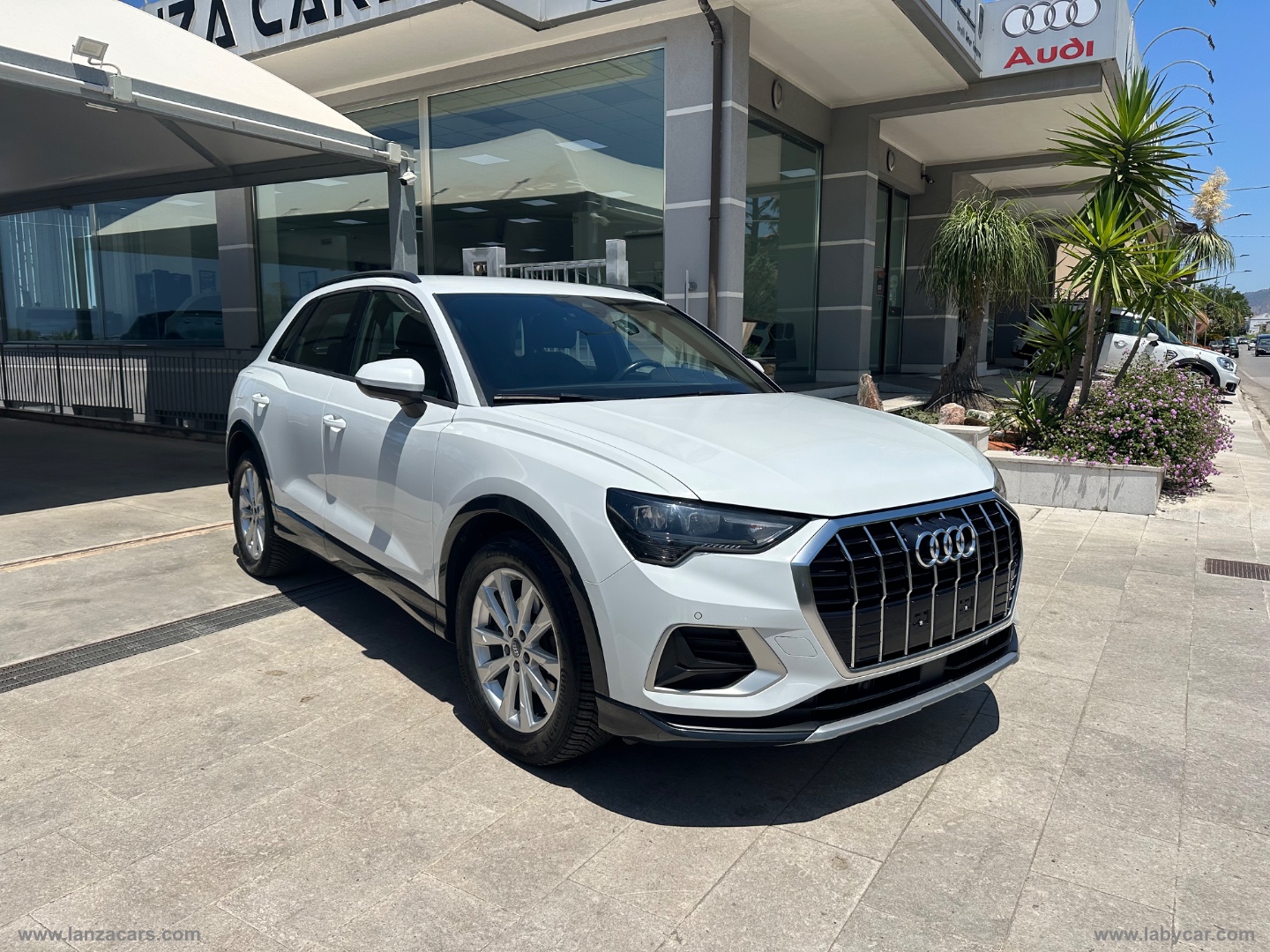 AUDI Q3 35 TDI S tronic Business Advanced 