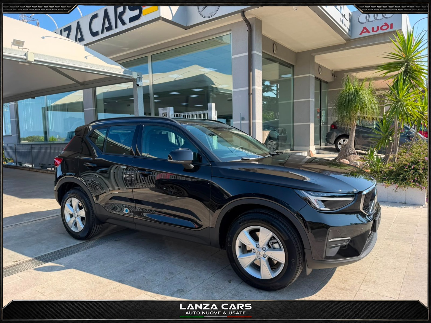 VOLVO XC40 B3 automatico Essential 