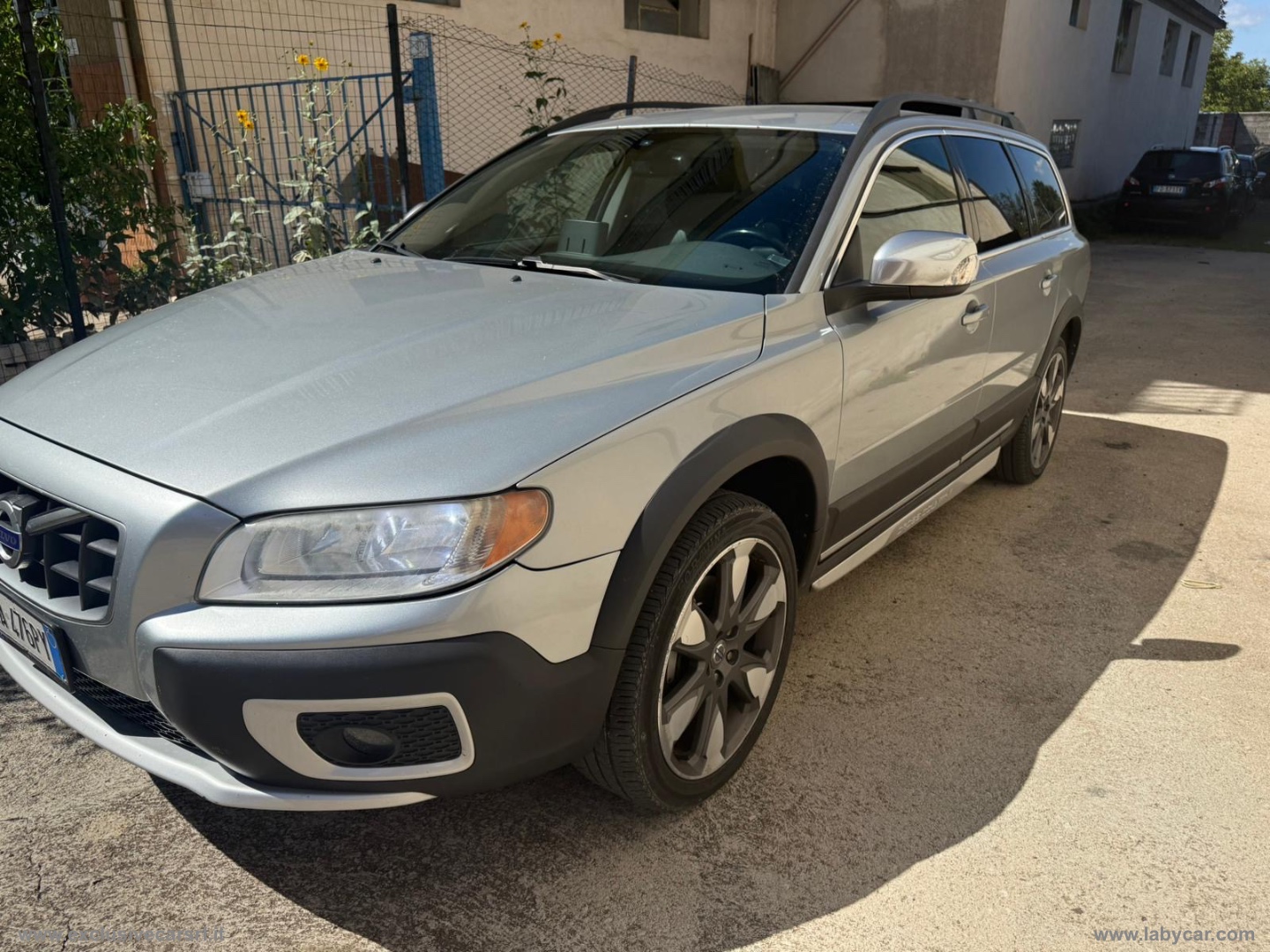 VOLVO XC70 D5 205 CV AWD Kinetic CROSS COUNTRY 