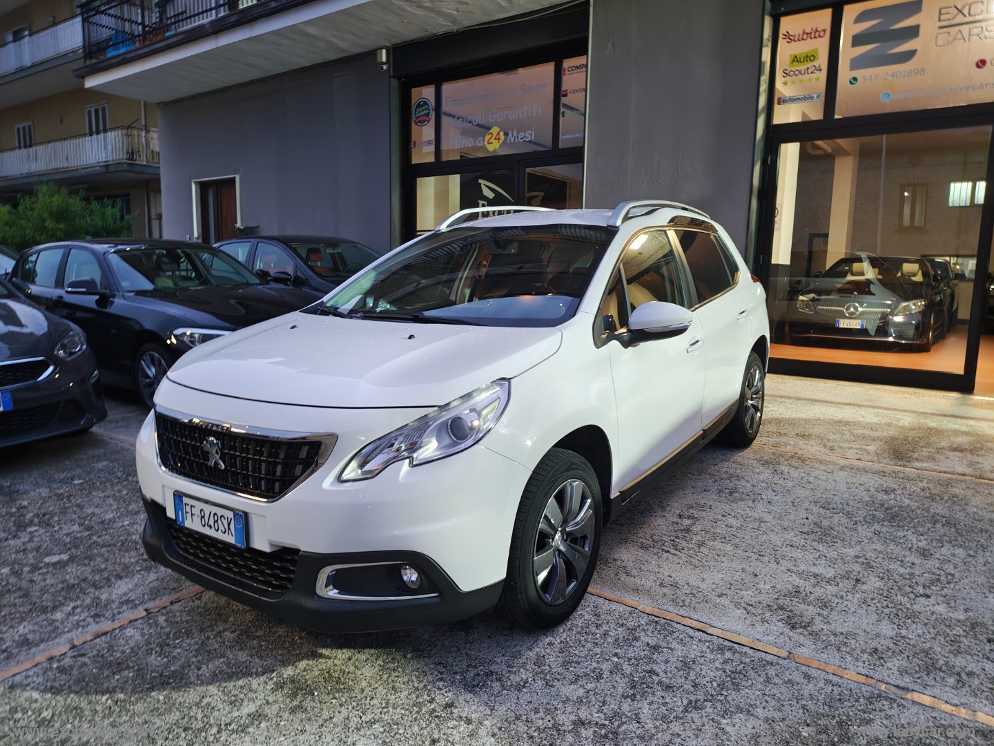 PEUGEOT 2008