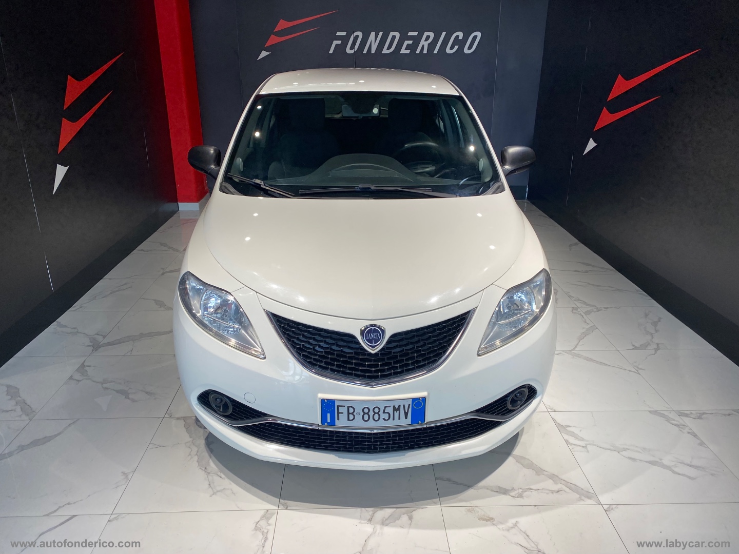 LANCIA Ypsilon