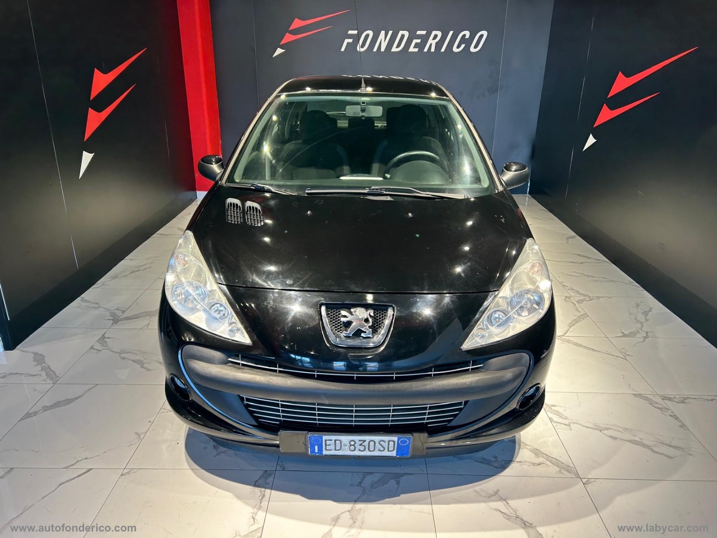 PEUGEOT 206