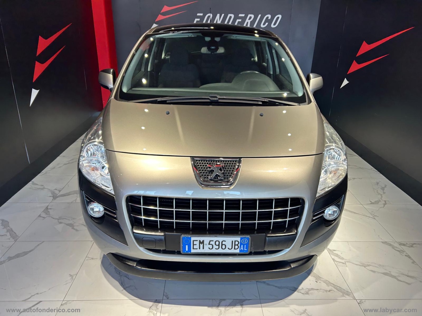 3008 1.6 HDi 112 CV Business                                                        